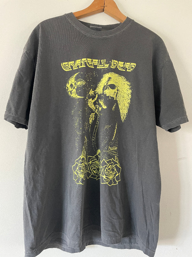 Picasso Moon/Owsley Buckle Comfort Colors Pepper T-Shirt